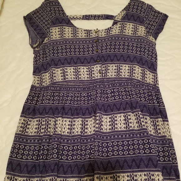 strappy back tunic button down front - Picture 3 of 5